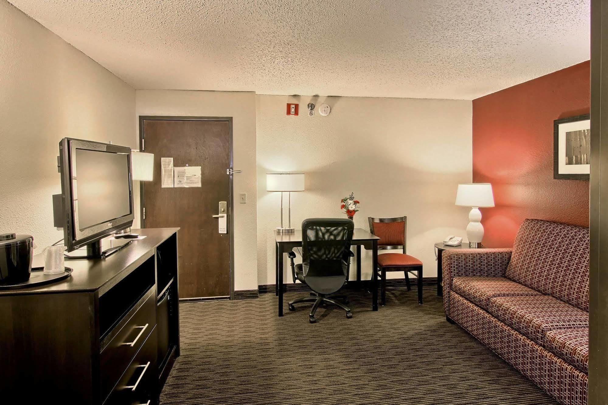 Blossom Hotel & Suites トラバーズ・シティ エクステリア 写真