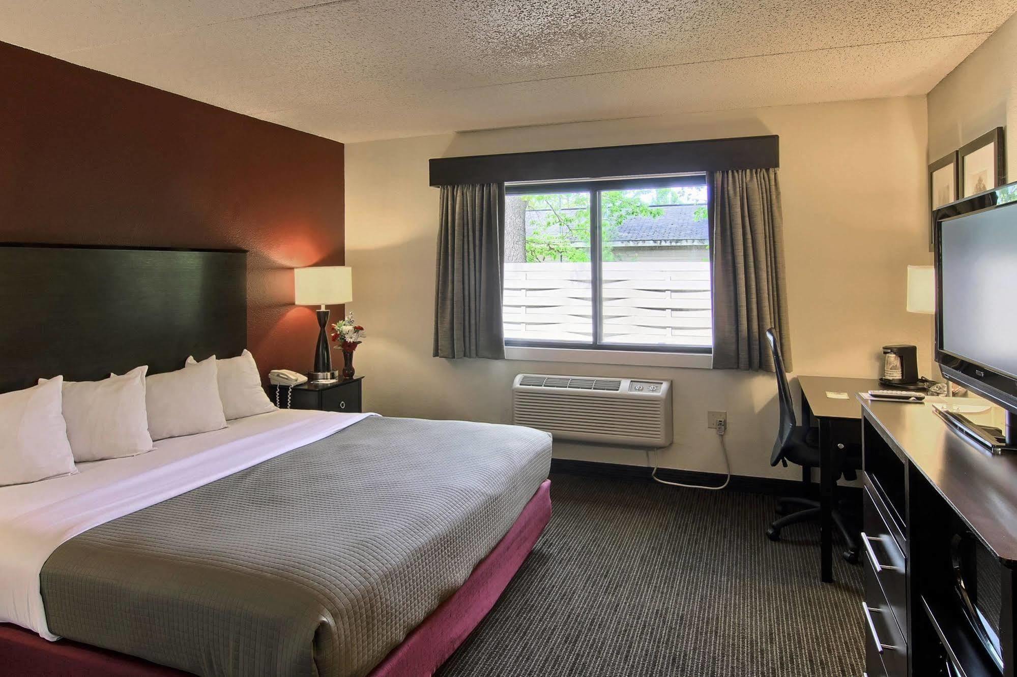 Blossom Hotel & Suites トラバーズ・シティ エクステリア 写真